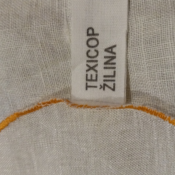 Vintage Floral Embroidered Table Cover, Set of Two - Picture 6 of 10